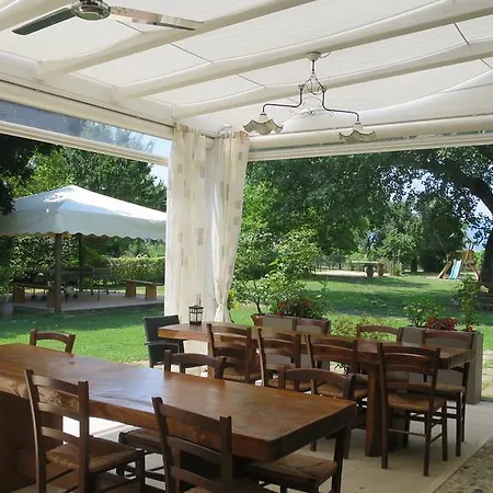 L'albara - Wines, Pool & Villaganzerla