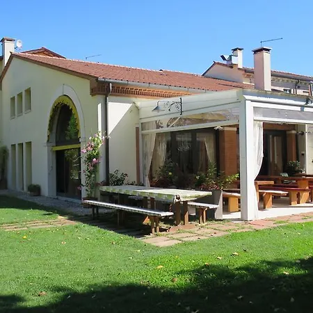 Vakantieboerderij L'albara - Wines, Pool & *